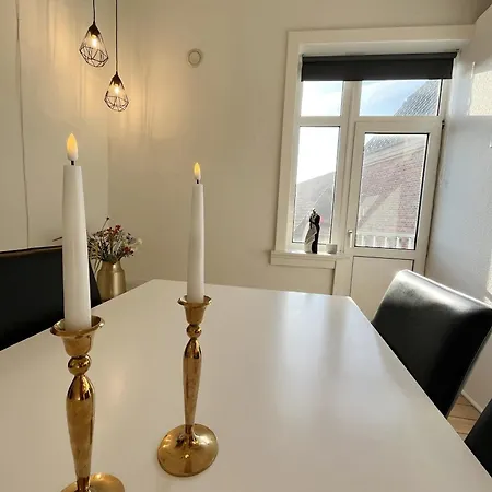 Unique Luxurious And Historic 130 M2 * 에스비에르