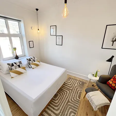 Unique Luxurious And Historic 130 M2 아파트