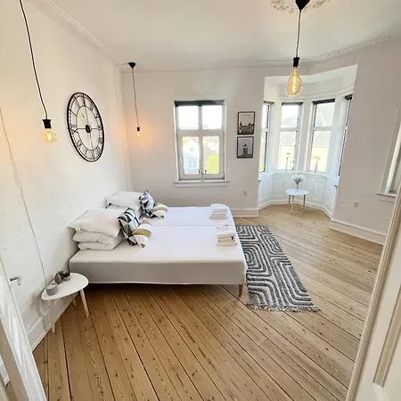 Unique Luxurious And Historic 130 M2 아파트 에스비에르