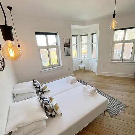 Unique Luxurious And Historic 130 M2 아파트 에스비에르